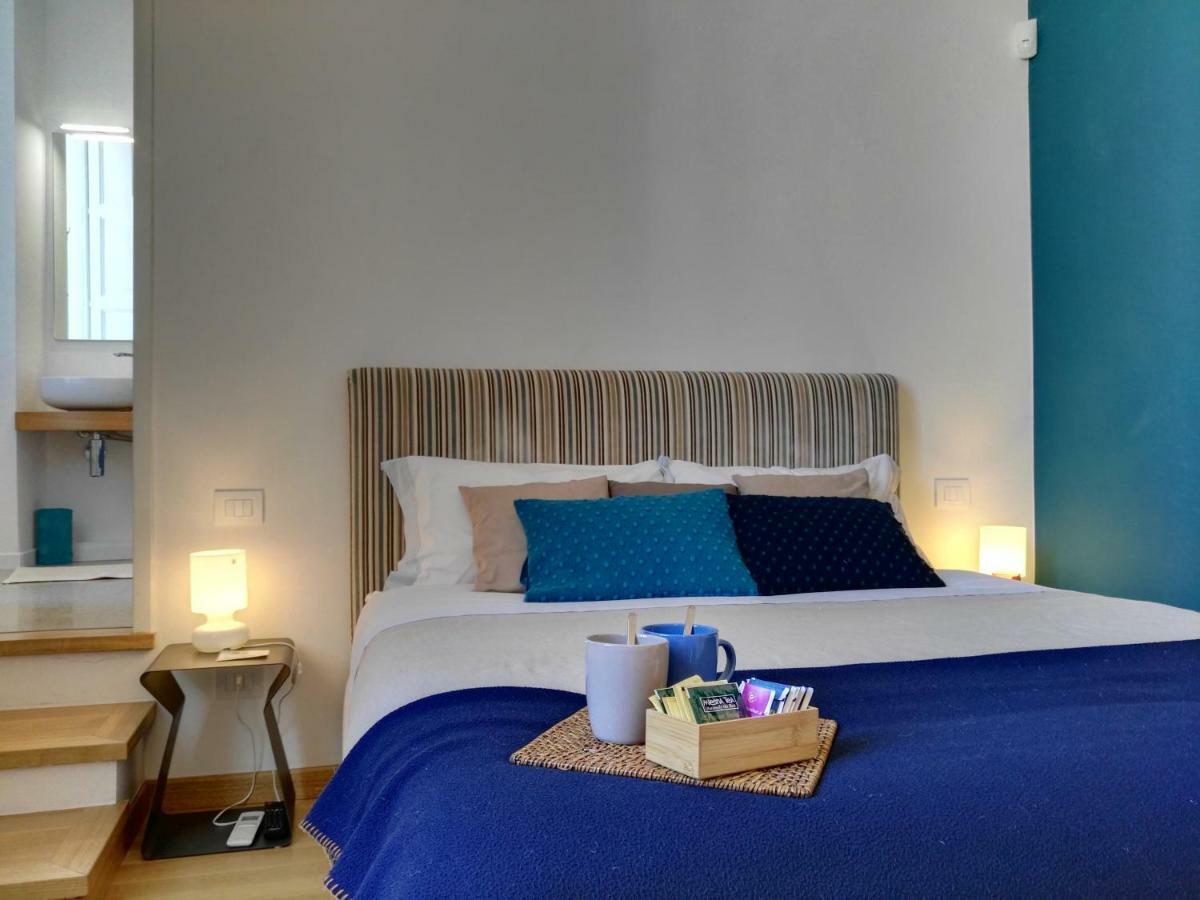 B&B La Casa Gialla Лечче Экстерьер фото