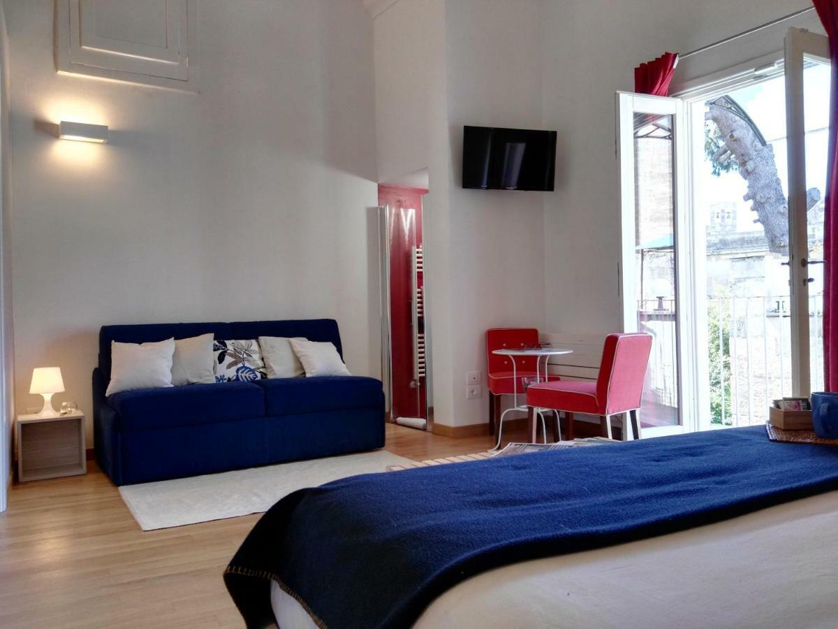 B&B La Casa Gialla Лечче Экстерьер фото